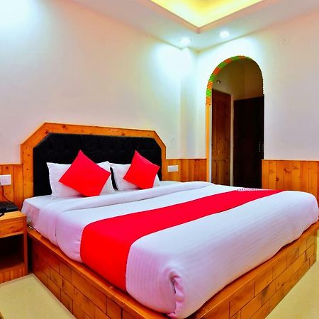 Oyo 38661 Hotel Apna Ghar Manāli Esterno foto
